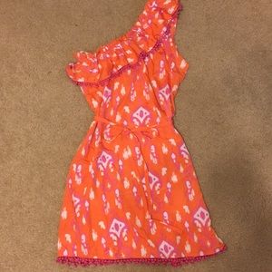 Adorable Mud Pie One shoulder dress.